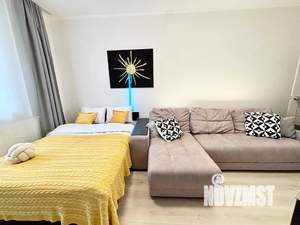 Студия квартира, посуточно, 34м2, 11/25 этаж