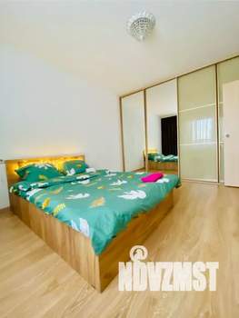 1-к квартира, посуточно, 39м2, 11/18 этаж