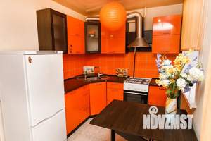 1-к квартира, посуточно, 35м2, 1/9 этаж