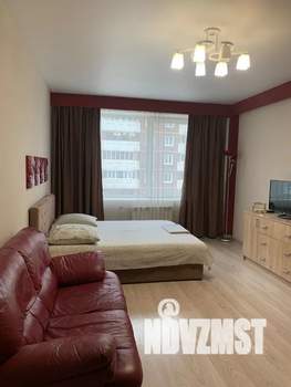1-к квартира, посуточно, 52м2, 7/25 этаж