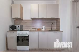 1-к квартира, посуточно, 40м2, 22/25 этаж