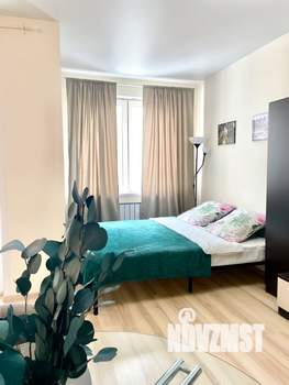 Студия квартира, посуточно, 32м2, 11/25 этаж