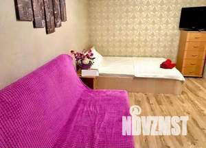 1-к квартира, посуточно, 42м2, 1/1 этаж