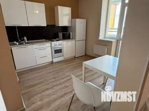1-к квартира, посуточно, 42м2, 7/25 этаж