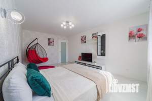 1-к квартира, посуточно, 42м2, 7/20 этаж