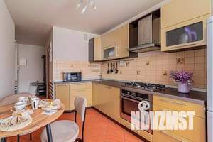 1-к квартира, посуточно, 35м2, 3/10 этаж