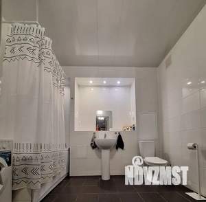 1-к квартира, посуточно, 68м2, 5/25 этаж