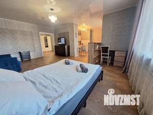 1-к квартира, посуточно, 68м2, 5/25 этаж