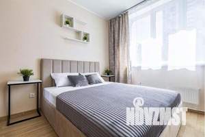 2-к квартира, посуточно, 40м2, 4/25 этаж