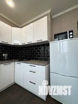 1-к квартира, посуточно, 44м2, 9/16 этаж