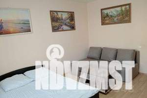 1-к квартира, посуточно, 37м2, 1/4 этаж