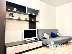 Студия квартира, посуточно, 32м2, 11/25 этаж