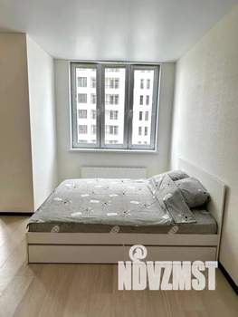 Студия квартира, посуточно, 35м2, 12/16 этаж