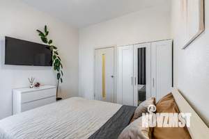 2-к квартира, посуточно, 40м2, 33/33 этаж