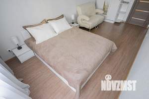 1-к квартира, посуточно, 40м2, 2/17 этаж