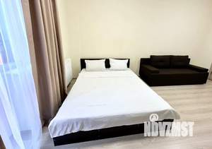 Студия квартира, посуточно, 35м2, 22/25 этаж