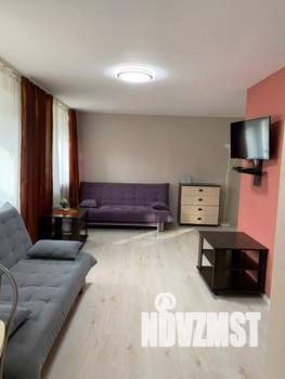 1-к квартира, посуточно, 42м2, 1/1 этаж