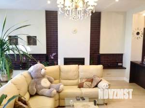 3-к квартира, посуточно, 105м2, 3/8 этаж