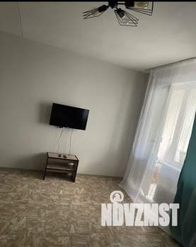 1-к квартира, посуточно, 38м2, 3/16 этаж