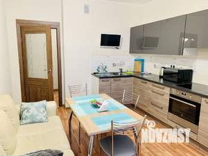 1-к квартира, посуточно, 50м2, 1/1 этаж