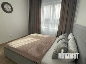 1-к квартира, посуточно, 38м2, 3/10 этаж