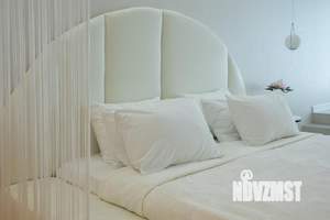 Студия квартира, посуточно, 40м2, 15/32 этаж