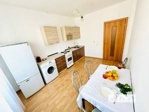 2-к квартира, посуточно, 85м2, 1/1 этаж