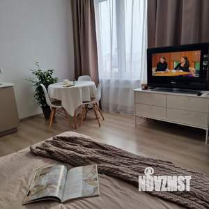 1-к квартира, посуточно, 40м2, 1/1 этаж