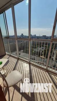 Студия квартира, посуточно, 33м2, 19/19 этаж