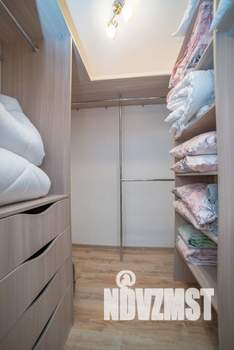 1-к квартира, посуточно, 100м2, 1/1 этаж