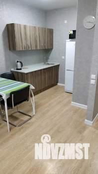 Студия квартира, посуточно, 36м2, 25/25 этаж