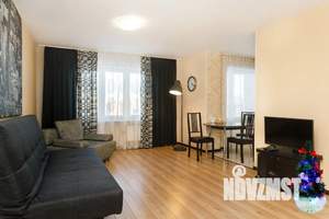 Студия квартира, посуточно, 40м2, 16/21 этаж