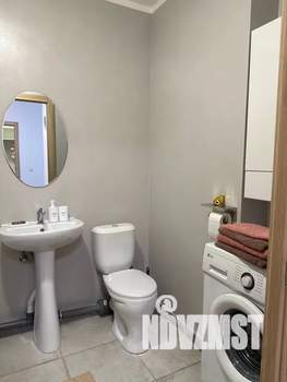 2-к квартира, посуточно, 45м2, 21/25 этаж