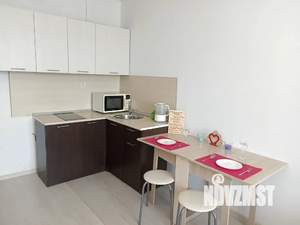 Студия квартира, посуточно, 35м2, 6/25 этаж