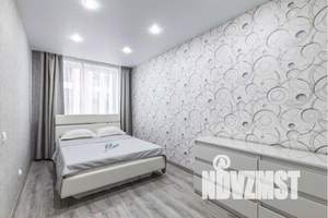 1-к квартира, посуточно, 40м2, 14/35 этаж