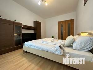 1-к квартира, посуточно, 42м2, 2/10 этаж