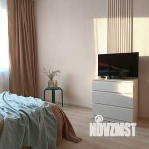 1-к квартира, посуточно, 43м2, 1/1 этаж