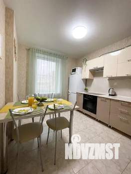 1-к квартира, посуточно, 34м2, 6/9 этаж