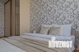 2-к квартира, посуточно, 72м2, 17/25 этаж
