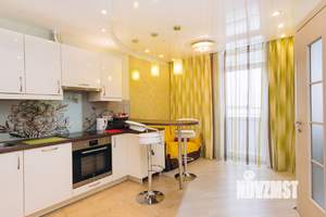 1-к квартира, посуточно, 42м2, 9/18 этаж