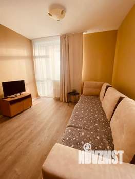 1-к квартира, посуточно, 40м2, 9/30 этаж