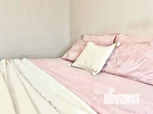 2-к квартира, посуточно, 50м2, 20/28 этаж