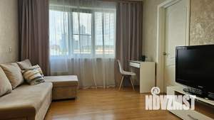 2-к квартира, посуточно, 40м2, 6/9 этаж