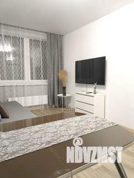 1-к квартира, посуточно, 41м2, 5/35 этаж