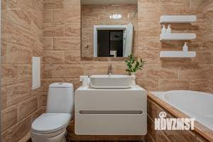 1-к квартира, посуточно, 42м2, 9/18 этаж