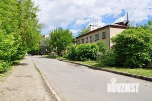 3-к квартира, на длительный срок, 42м2, 2/2 этаж