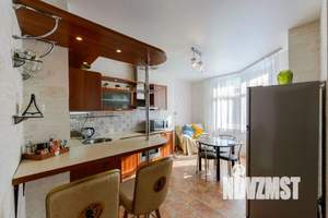 1-к квартира, посуточно, 54м2, 1/1 этаж