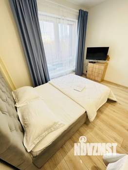 Студия квартира, посуточно, 30м2, 3/24 этаж