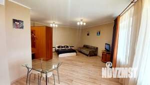 Студия квартира, посуточно, 40м2, 7/12 этаж