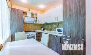 2-к квартира, посуточно, 44м2, 1/1 этаж